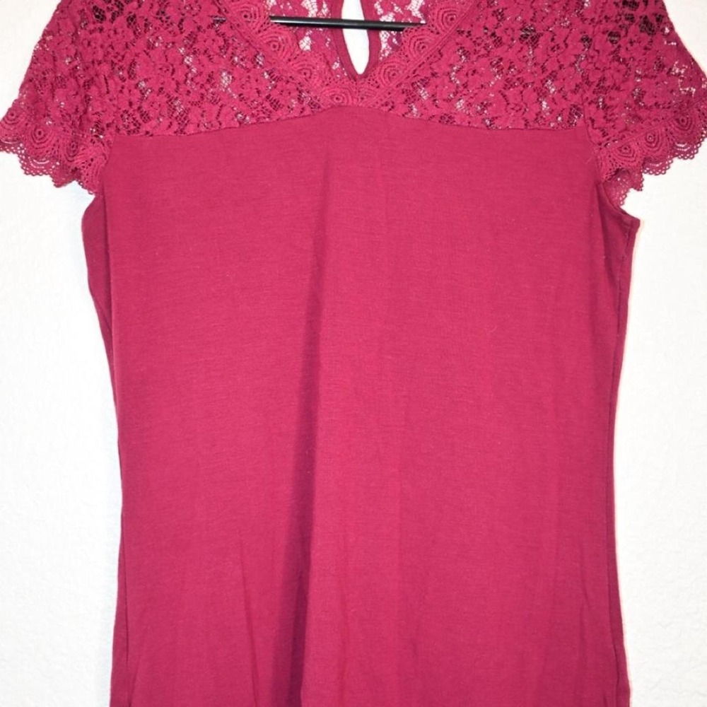 Simply Styled by Sears Burgundy Lace Short Sleeve Blouse – Women's Small